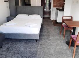 The Townhouse Accommodation, hotel di Dumfries