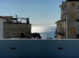 4 Passi dal mare