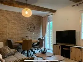 D2 CHARMANT duplex proche de la mer, avec jardin