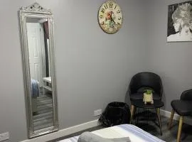 Grays Accommodation B&B