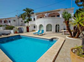 Eugeni - holiday home with private swimming pool in Benissa, hotell sihtkohas Teulada