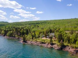 Thomsonite Inn on Lake Superior, penginapan di Grand Marais