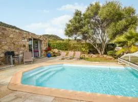 Amazing Home In Monticello With Private Swimming Pool, Can Be Inside Or Outside