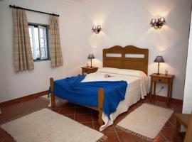 Naveterra-Hotel Rural, hotel em Alandroal