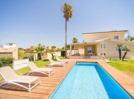 Beautiful Home In Mazara Del Vallo tp With Outdoor Swimming Pool, Wifi And 4 Bedrooms, hotel in Granitola