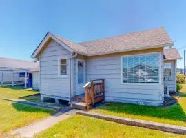 Waldport Bungalow