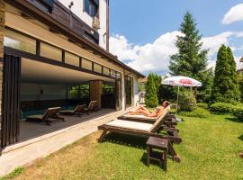 Hotel Bansko SPA & Holidays - Free Parking, hotel v destinaci Bansko