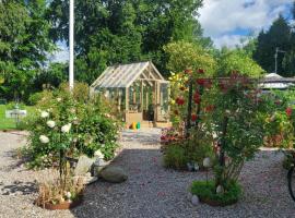 Pensionat Strandhuset i Abbekås, hotel in Abbekås