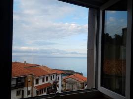 La casina del Reloj con vistas al mar、ラストレスのホテル