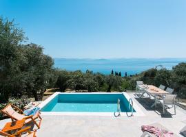 oliva e mare luxury suite, hotel with pools in Corfu Town