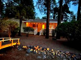 Hidden Gem Retreat in the Heart of Payson, hotel in Payson