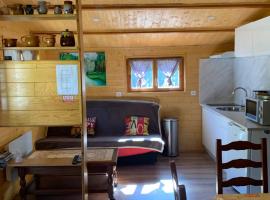 Chalet rustique, 3pièces, jusqu'à 6 personnes, cabin in Urbès