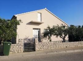 Apartman Nea, hôtel à Nin