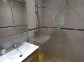 Apartament przy Obozie, hotel near Auschwitz, Oświęcim