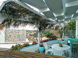 Rou Garden House, holiday home in Karpathos Town