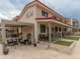 Elia Luxury Apartments, holiday rental in Stavros