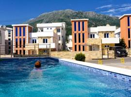 AURA LUX with swimming pool, hotel u Baru