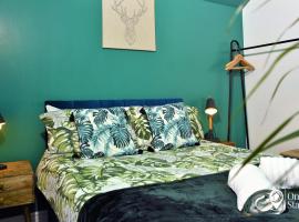 Smallest House in Chester - Cosy 1 Bedroom Home, casa de temporada em Chester