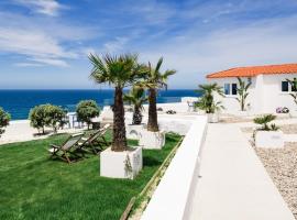 OUTPOST - Ocean Casitas, serviced apartment in Colares