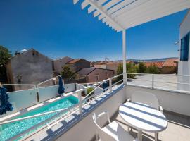 Villa Pellio Apartmani、セルツェのホテル