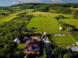 Agroturystyka ''Relax'', hotel in Chęciny