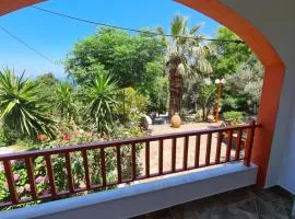 SPITIKARIOTIKO Panoramic Home