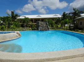 Bohol Sunside Resort, hotel com estacionamento em Panglao