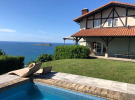 Adosado en la costa con excelentes vistas al estuario de Urdaibai, cabana o cottage a Mundaka