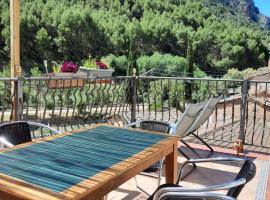 La Fuente de Arnedillo, self-catering accommodation in Arnedillo