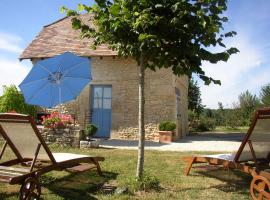 AUX PETITES PIERRES DE PEYROUSSELLE, hotel Montignacban