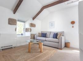 Cosy 1 bedroom Cottage - Great location & Parking, rumah kotej di Penzance