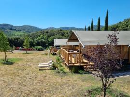 Glamping Le Tegole, luxury tent in Riparbella