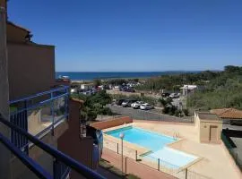 Appartement, vue sur mer, accés direct plage, piscine
