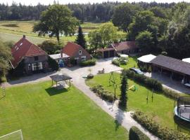 B&B Verwoldsehof 'Op de deel', place to stay in Laren