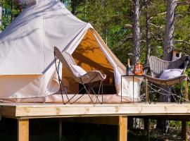 Sn&auml;ck&ouml; Canvas Hotell & Kajak, glamping en Geta