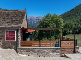 La Borda de Chelis, country house in Broto