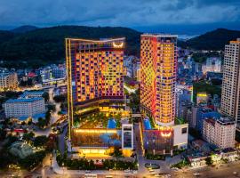 Muong Thanh Luxury Ha Long Centre Hotel, hotel en Ha Long