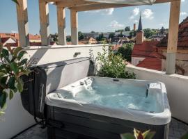 Loftlakásom****, Ferienwohnung in Veszprém