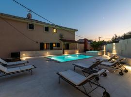 Villa Lavandula with heated swimming pool