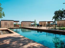 Wine paradise Glavinič, hotel with hot tubs in Miklavž pri Ormožu