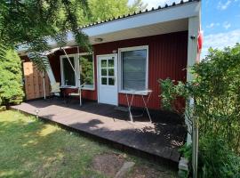 Bungalow (hälfte) Steuerbord Ahlbeck (Usedom) – domek wiejski w mieście Ahlbeck