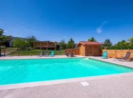 Eco Lodge, terrasse, piscine, Parc du Pilat