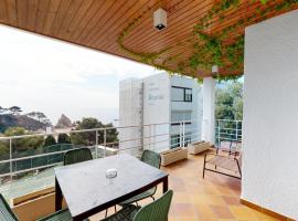 Villa Reymar - diseño y vistas al mar