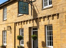 The Queens Arms, inn in Sherborne