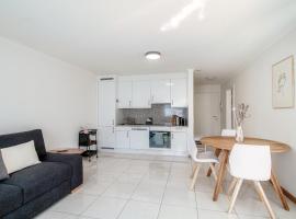 Minusio Apartment by Quokka 360 - bright and modern flat with balcony