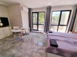 СТУДИО АВА, location de vacances à Sliven