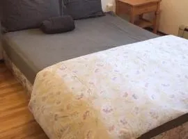 Vancouver Backpacker House - 10 min walk to Metrotown skytrain station