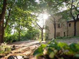 Camera a Casa Castora, bed and breakfast en Uffogliano