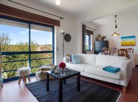 Sao Bernardino Beach House, apartamento em Atouguia da Baleia