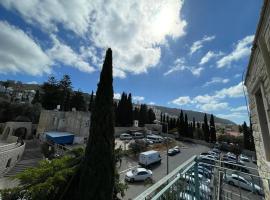 Diamond Luxury Apartment - Haifa, hotel in Haifa